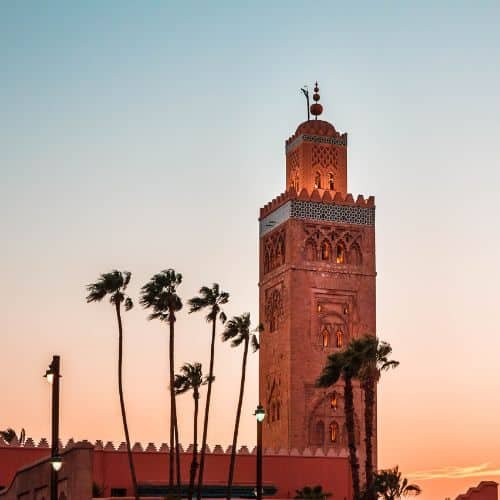 Vue de Marrakesh combinant patrimoine culturel et développement économique